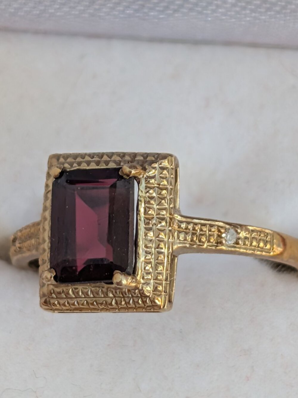 Dainty 10K Byzantine Style Garnet Ring with tiny accent diamonds. size 7.5